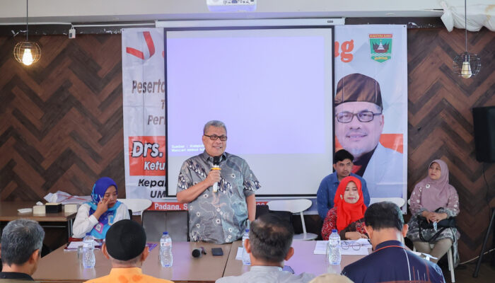 Ketua DPRD Sumbar Sosialisasikan Perda Koperasi