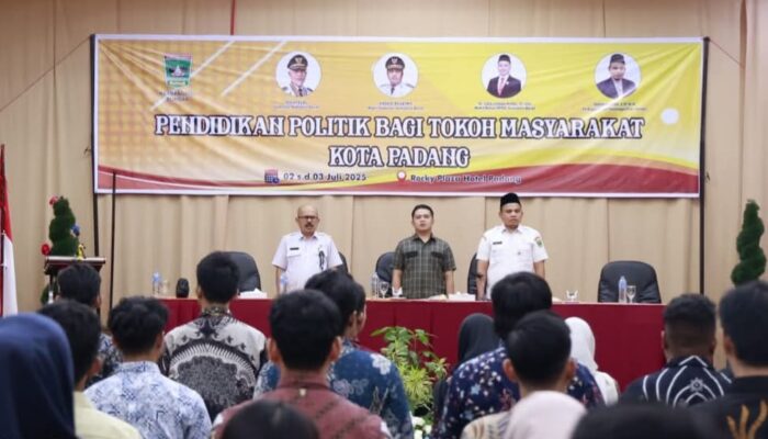 Wakil Ketua DPRD Sumbar Iqra Chissa Tekankan Pentingnya Pemahaman Politik yang Baik di Tengah Masyarakat