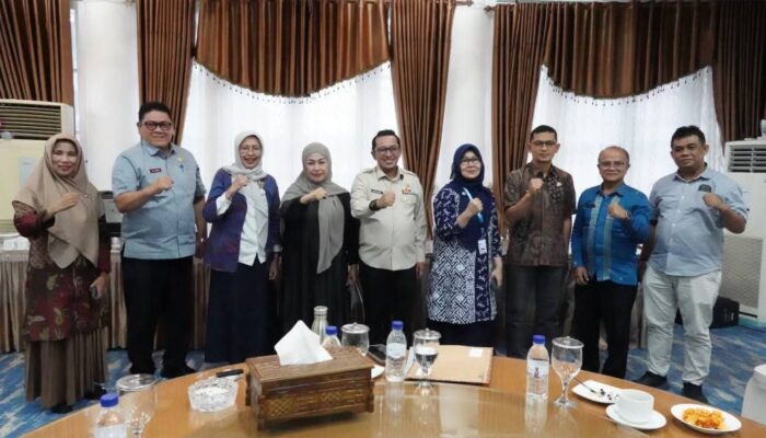 Bina Pengelolaan Sampah, KLHK RI Turunkan Tim Pendampingan di Kabupaten Tanah Datar