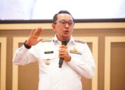 Bupati Tanah Datar Motivasi Mahasiswa Baru Politeknik Negeri Padang Tentang Kiat-kiat Menjadi Sukses