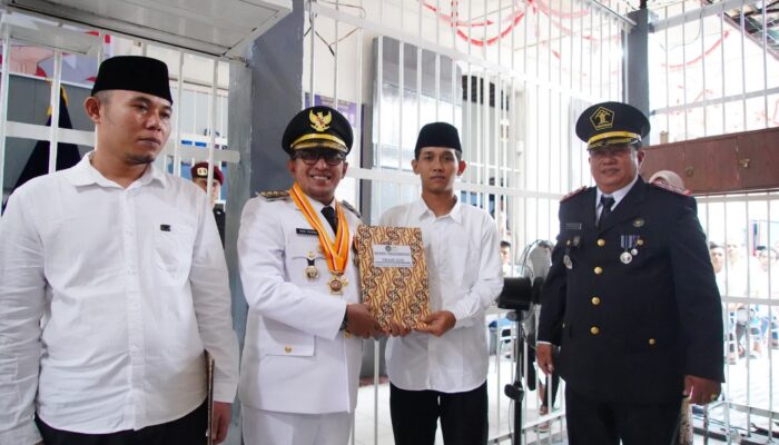 84 Orang Warga Binaan Rutan Kelas II B Batusangkar, Terima Remisi Saat HUT RI ke-80