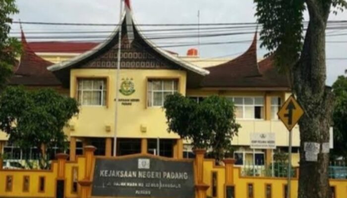 Beny Saswin Nasrun Mangkir Datang, Kejari Padang Masih Dalami Dugaan Korupsi Fasilitas KMK