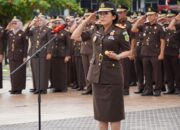 Peringatan Hari Lahir Kejaksaan, Kejati Sumbar Tabur Bunga di Makam Pahlawan 