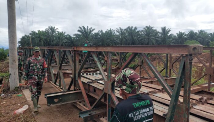 Pasca Bencana di Sumbar, 4 Jembatan Bailey Dibangun Personil Kodam XX/Tuanku Imam Bonjol