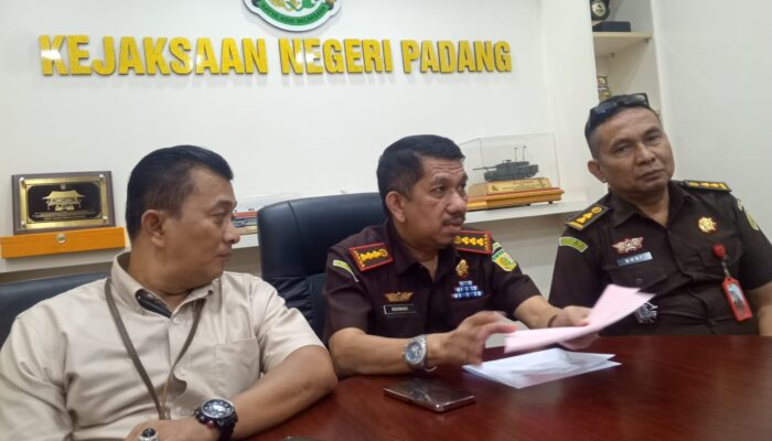 Di Penghujung Tahun 2025, Kejari Padang Tetapkan Komisaris PT. BIP Berinisial “BSN” Sebagai Tersangka