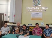 Kejari Mentawai Tetapkan Dua Orang Dewan Pengawas Perusda Kemakmuran Sebagai Tersangka Korupsi