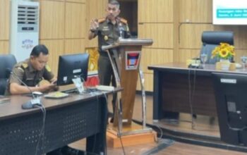 Kejari Padang Berikan Penerangan Hukum “Peran dan Kedudukan Dubalang Kota Serta Pengenalan KUHP Baru”