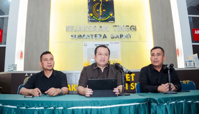 Diperkirakan Rugikan Negara Sekitar Rp13 Miliyar, tak Tertutup Kemungkinan Kejati Sumbar Periksa Direksi Bank Nagari